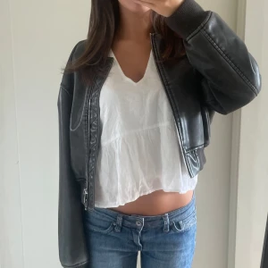 zara bomberjacka - i bra skick!💓