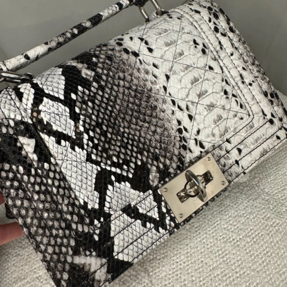 Axelremsväska  - 91