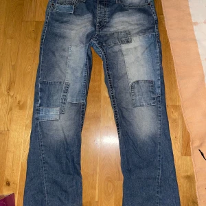 GANT jeans - Baggy jeans från gant  W38 L34 Benöppning 24cm