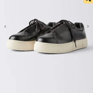 Eytys  - Säljer mina eytys i strl 38