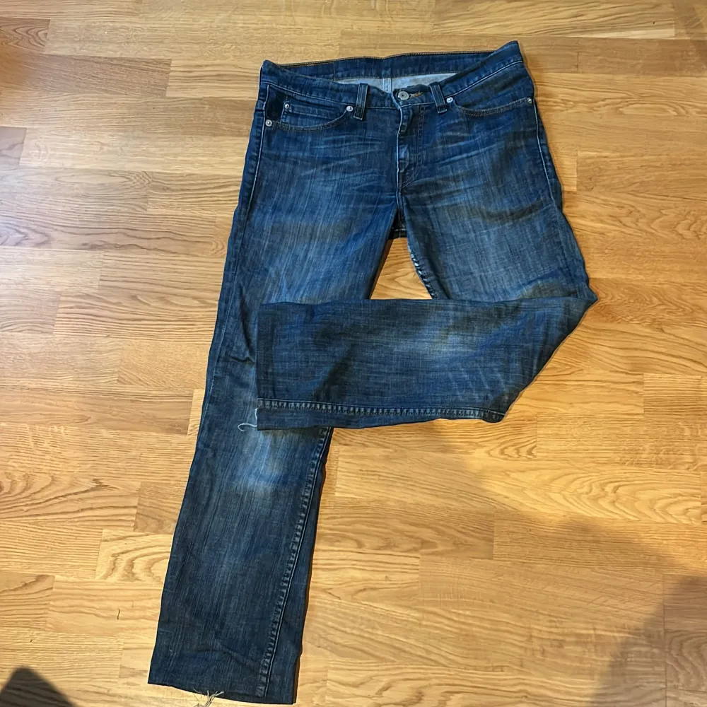 Hyfsat slim vinteger Levis jeans med najs färg, skick 7/10 . Jeans & Byxor.