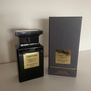Tom Ford Tobacco vanille  - Tom Ford tobacco vanille 100 ml, helt ny. Inga defekter. Nypris 4000 vårat pris 1699