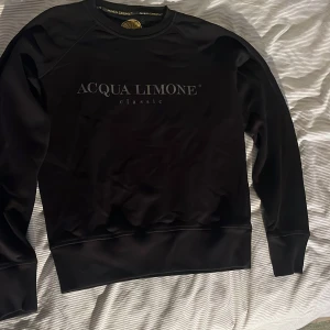 Acqua limone tröja🙌🏽 - Knappt använd, ny pris 1099