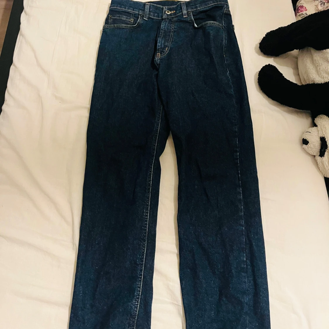 Mörkblå jeans