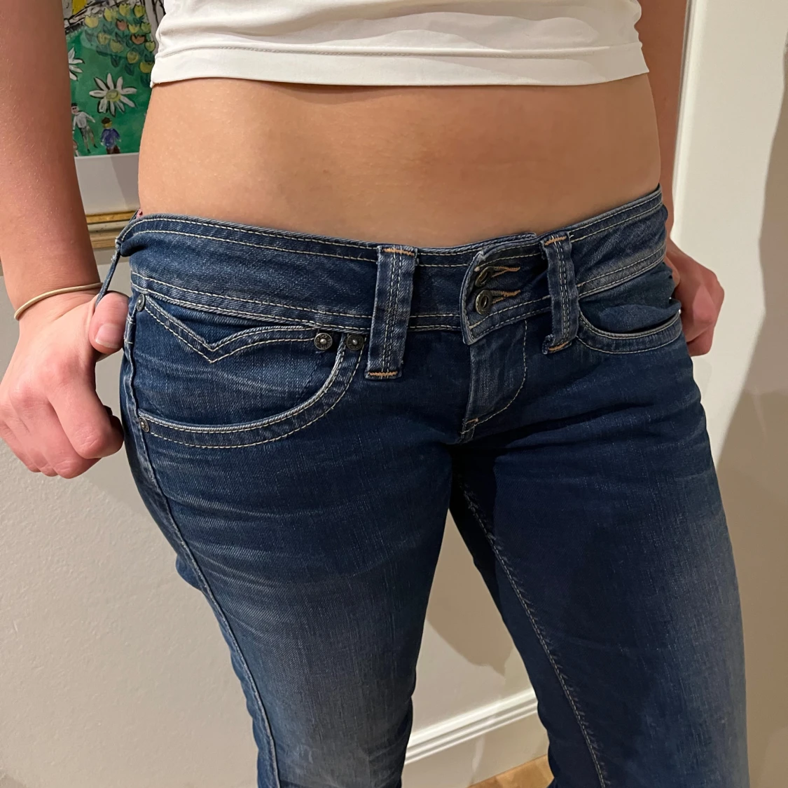 Low waist jeans