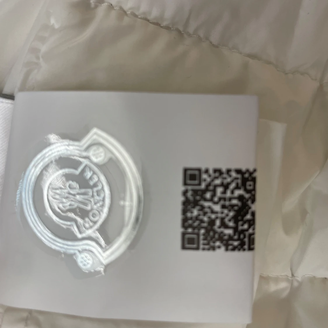 Kort midjad vit moncler jacka - 90