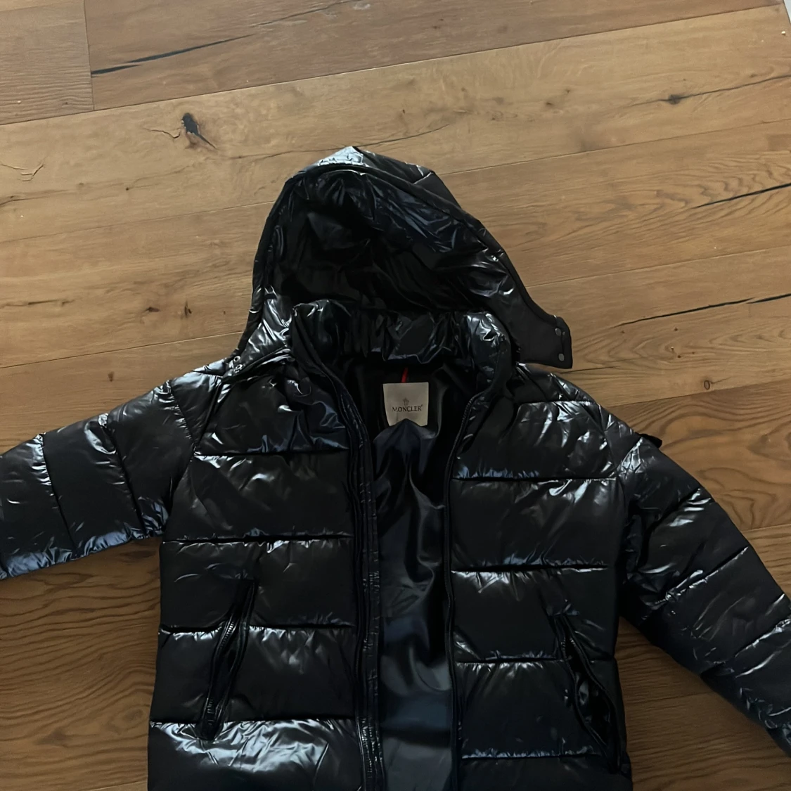 Svart dunjacka från Moncler - 93