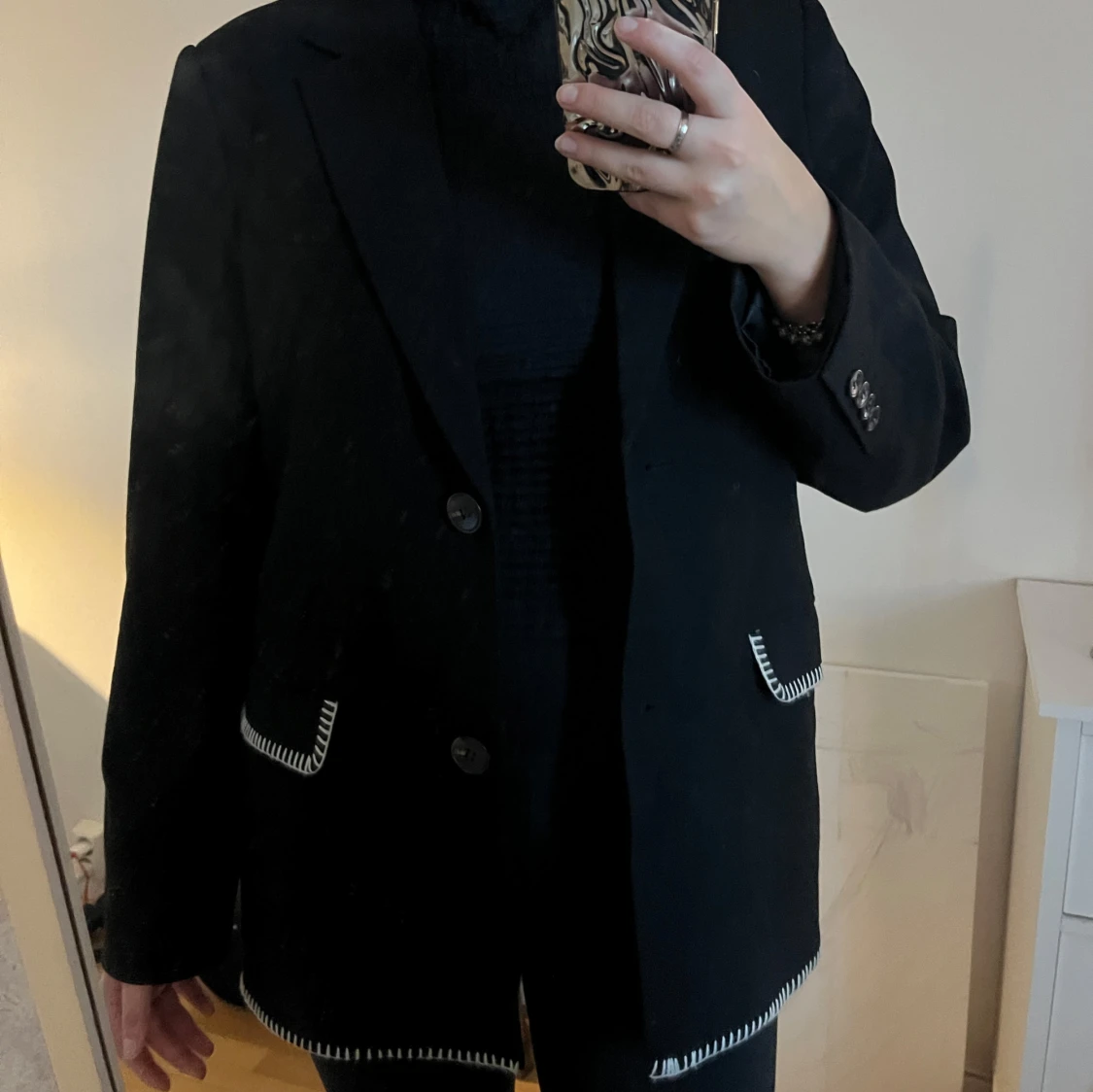 Oversized kavaj med vita sömmar - 90