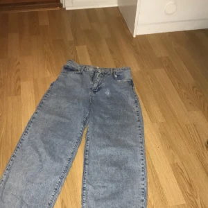Jeans - Jeans från ginatricot i storlek 38 