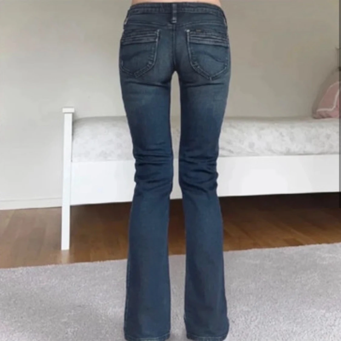 Blå bootcut jeans - 90