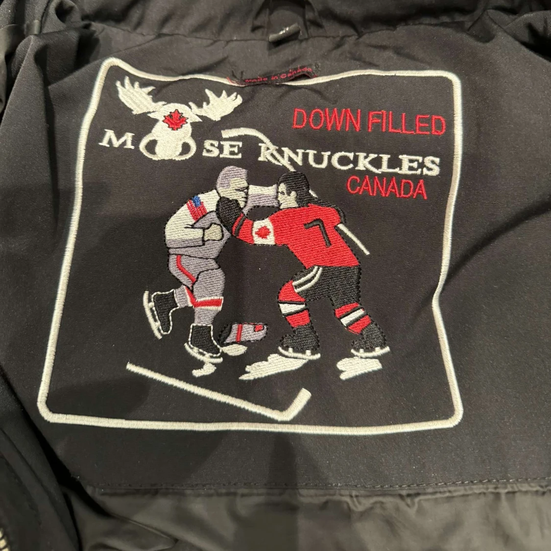 Svart dunjacka från Moose Knuckles - 29