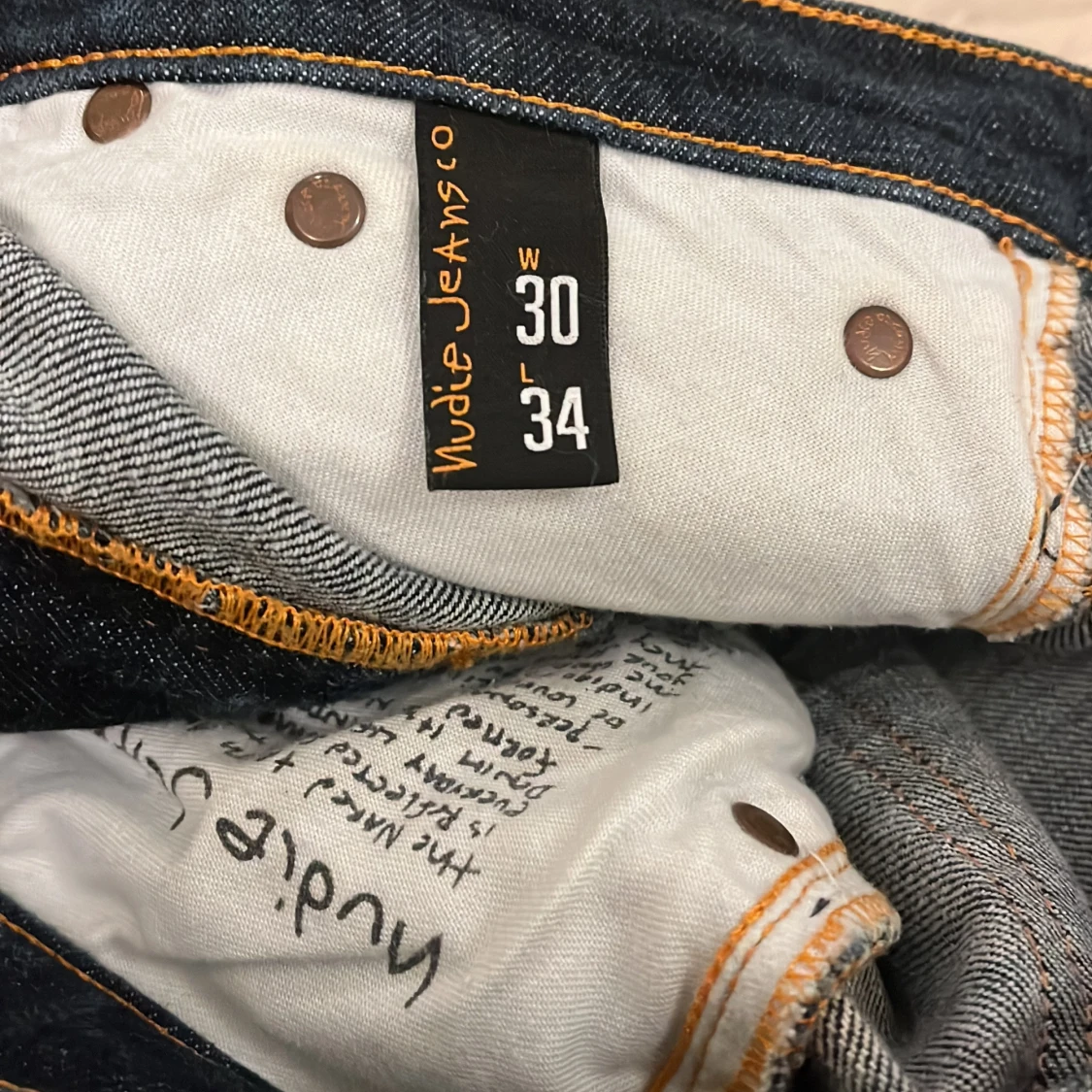 Mörkblå jeans från Nudie Jeans - 92