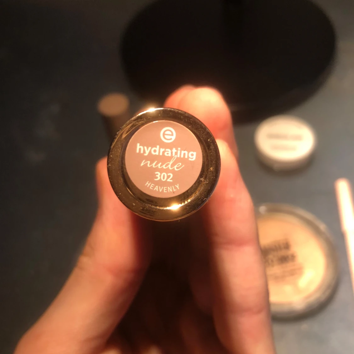 Sminkset med läppstift och highlighter - 91