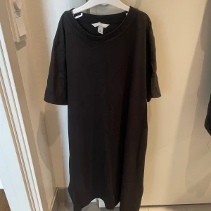 T-shirt klänning - Endast använd 2-3 gånger 