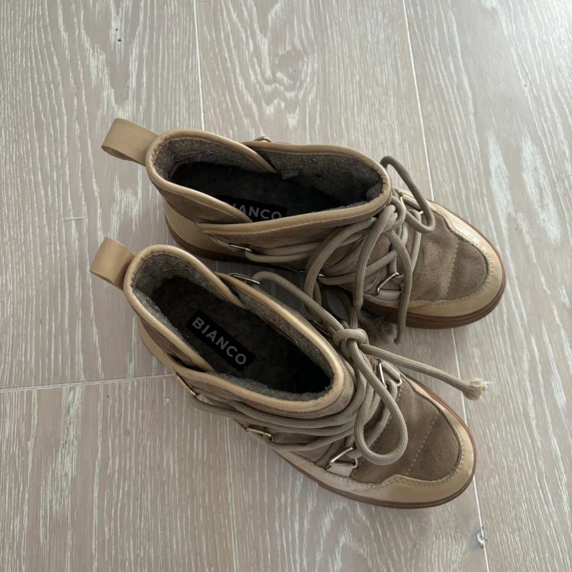 Inuikii liknande boots - 91