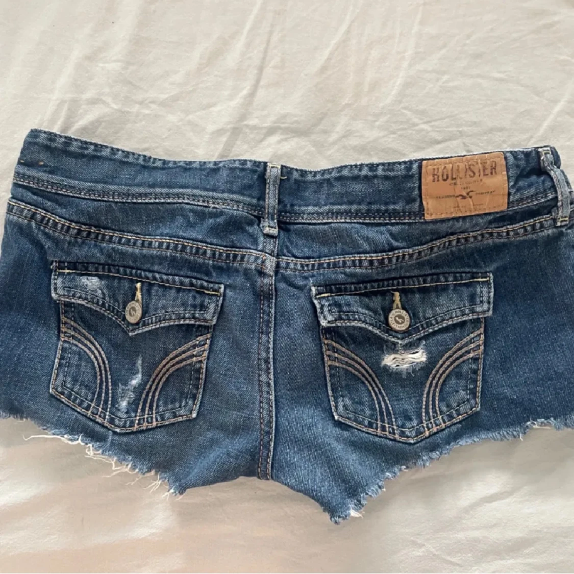 Lågmidjade jeansshorts  - 90