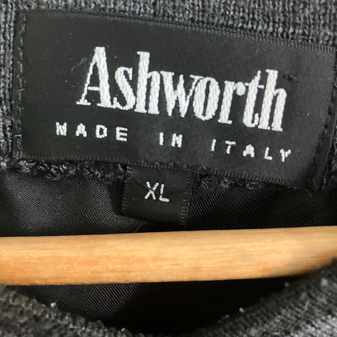 Ashworth syntet v-neck  L/XL - 90