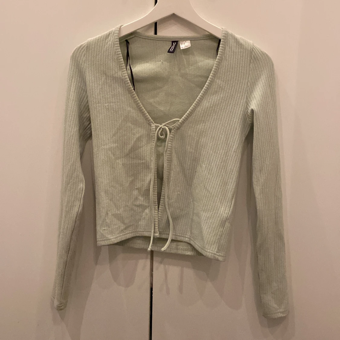 Ljusgrön ribbad kofta från H&M Divided