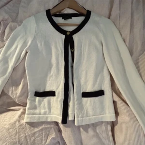 Kofta - Jättefin kofta i storlek xs✨