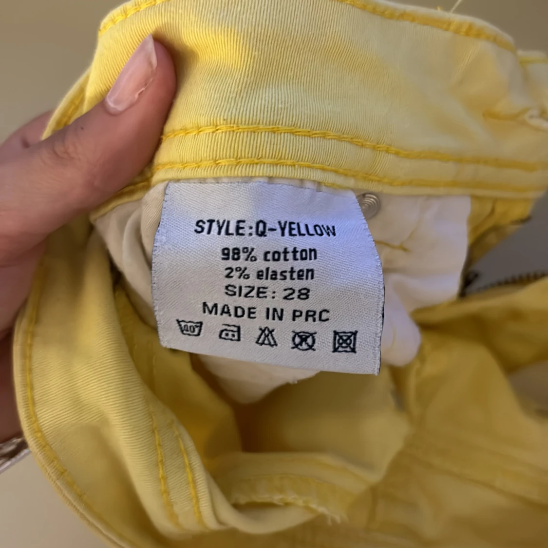 Gula shorts från Pop Cute - 91