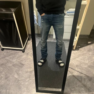 Jack n jones jeans - Tja, säljer dessa Jack jones jeans för dem ligger bara k gaderoben och använder inte dem