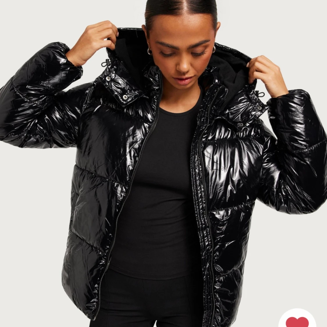 Glansig pufferjacka  - 91