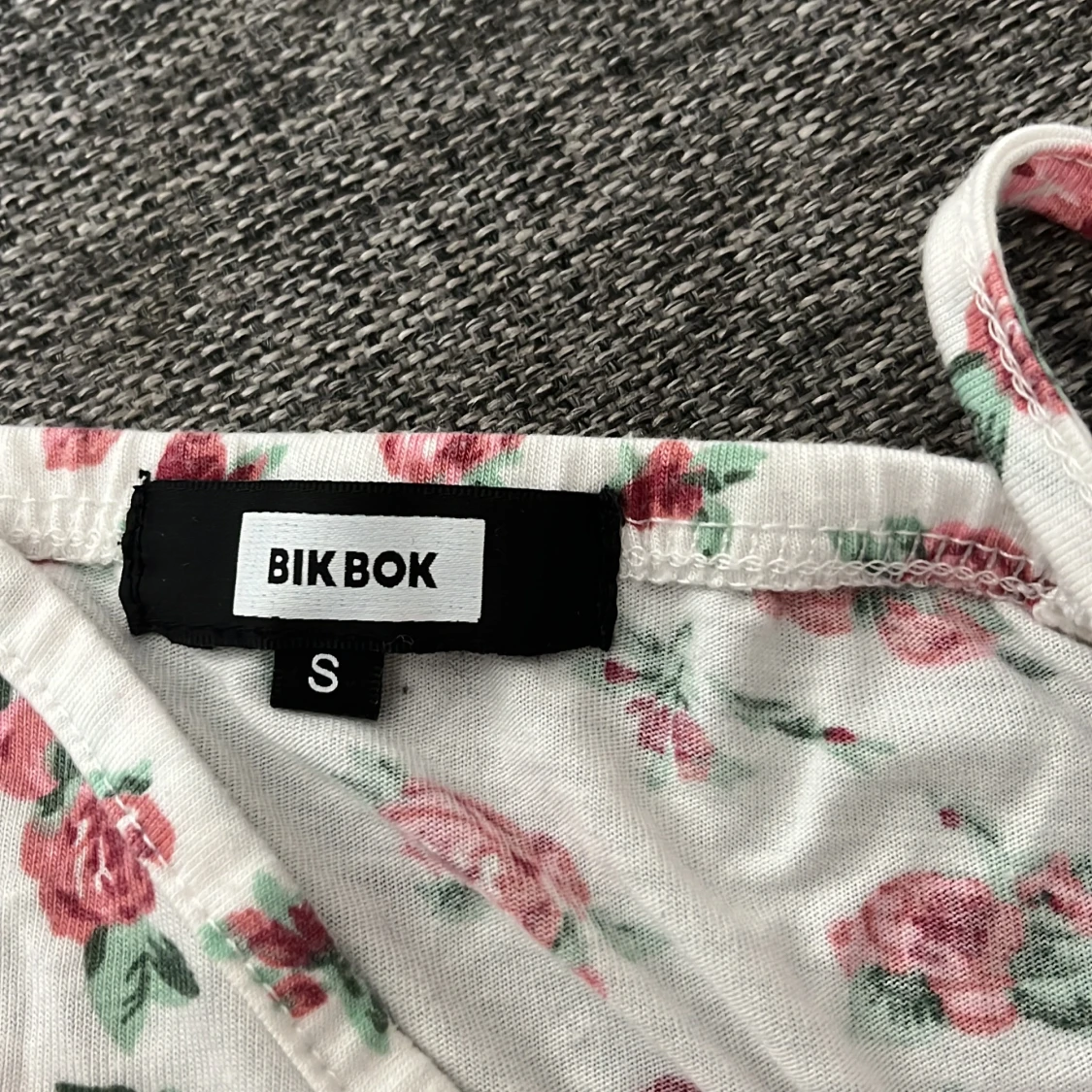 lätt topp blommig  - 91