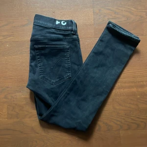 Dondup Jeans🍾 - Dondup jeans,Inga defekter, använda 1/2 gånger, ställ gärna frågor!