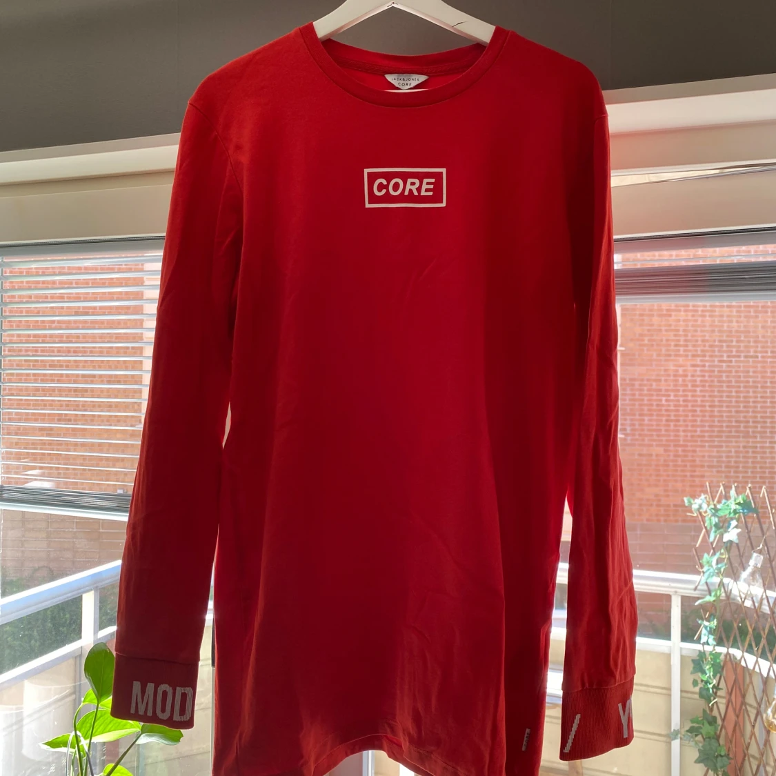 Långärmad tröja. - 90