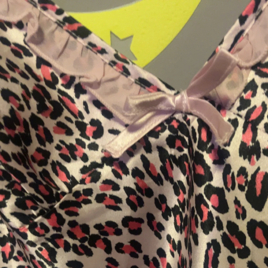 Rosa leopard klänning - 90