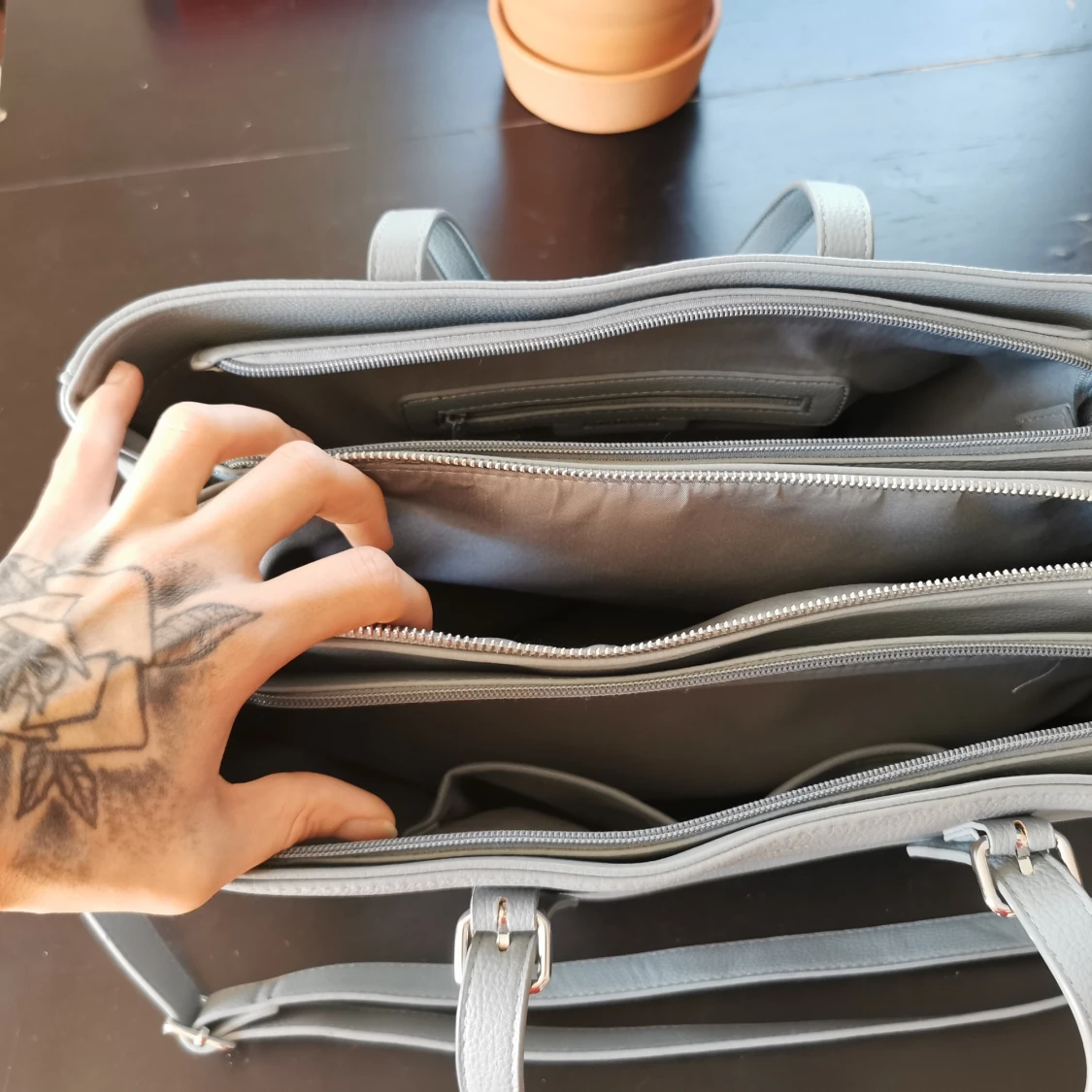 INTRESSEKOLL FÖR DON DONNA VÄSKA LIGHT BLUE  - 1