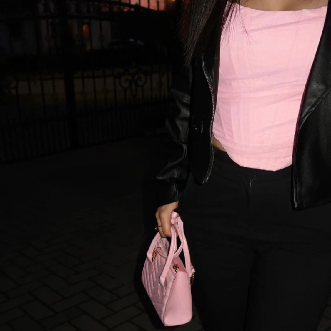 Rosa axelbandslös topp - 93