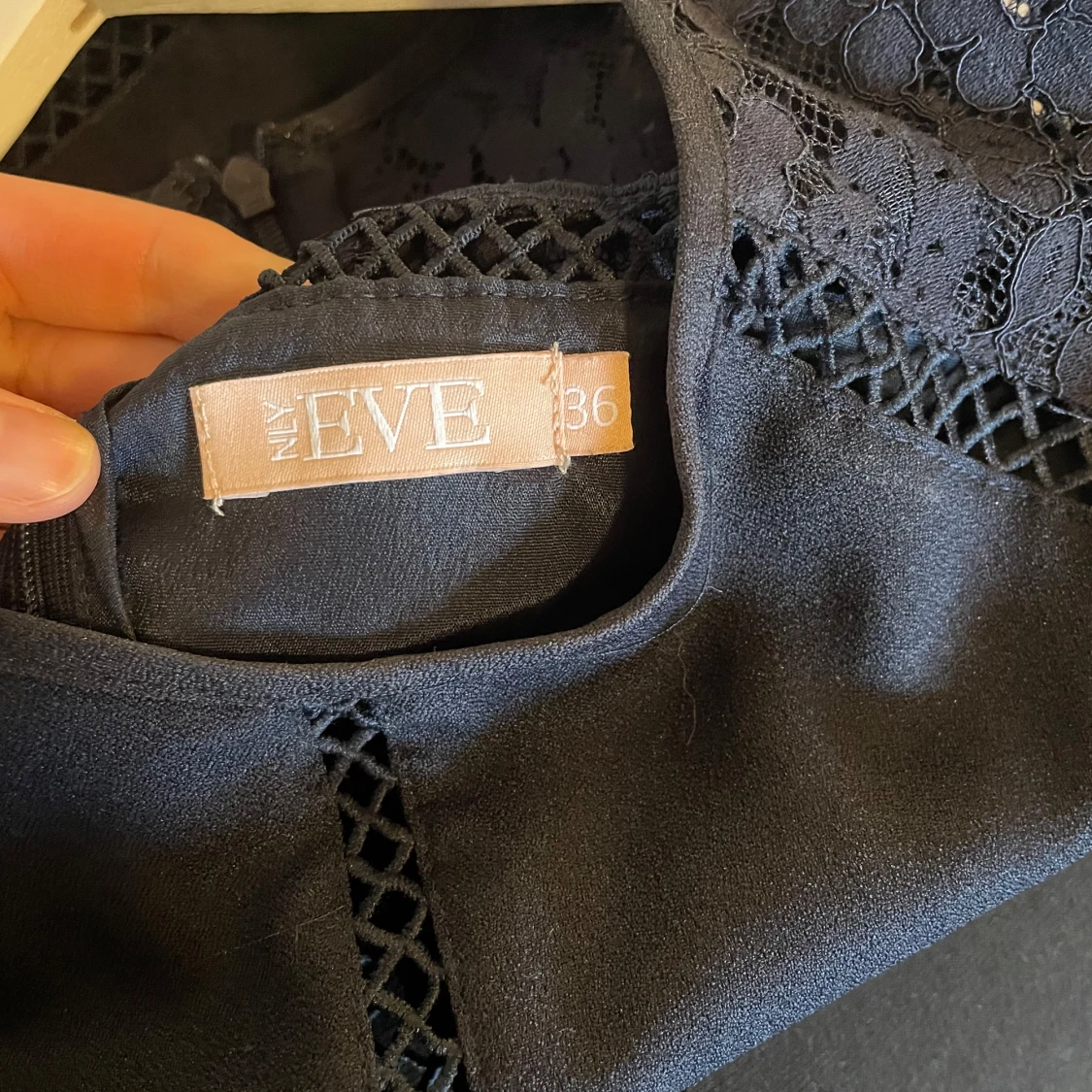 Mörkblå klänning från New Eve - 2