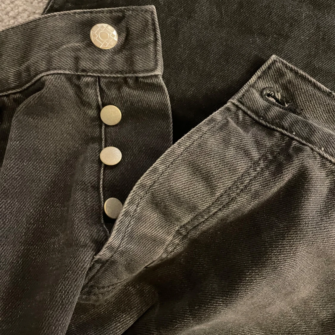 Svarta jeans från Junkyard - 1