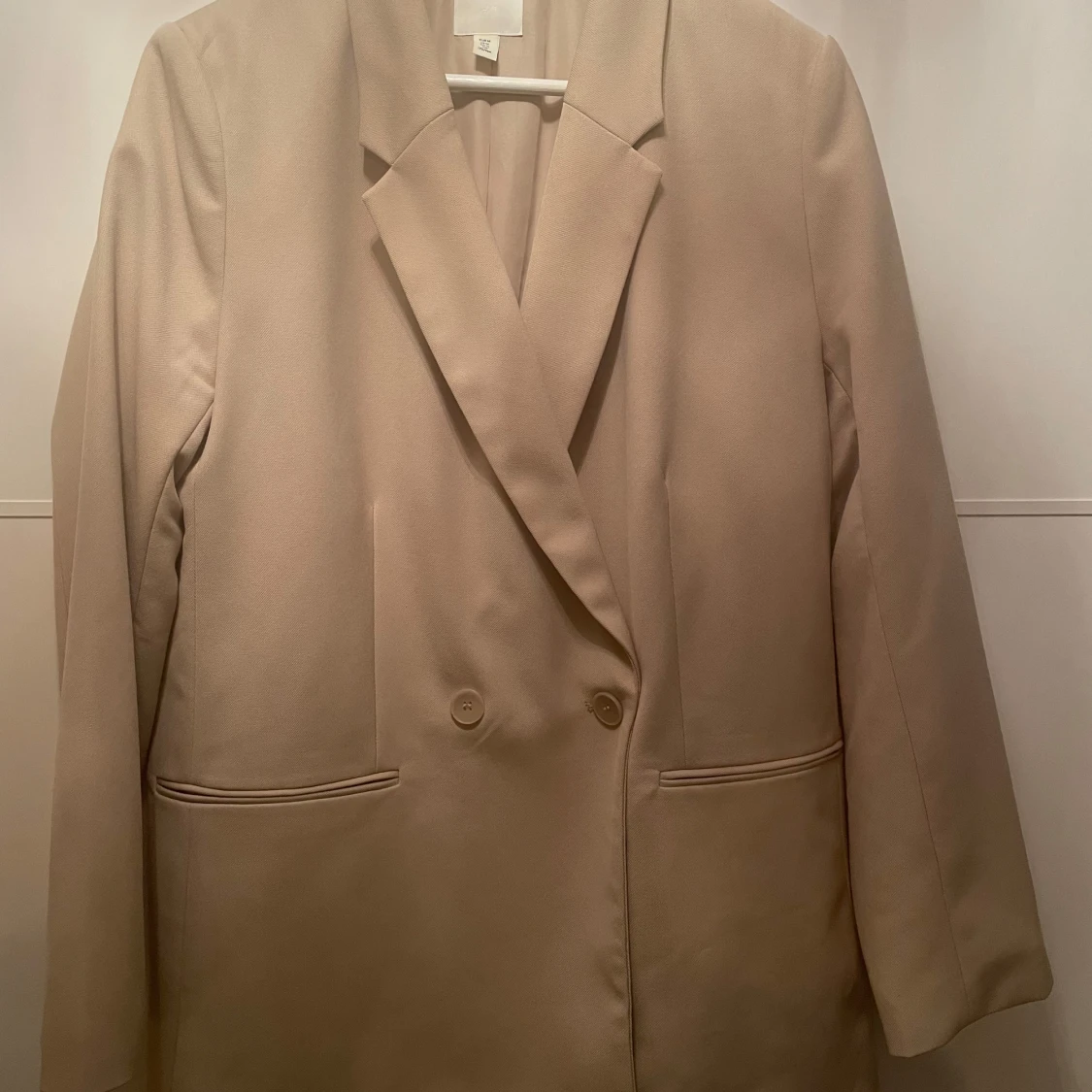 Oversized beige kavaj