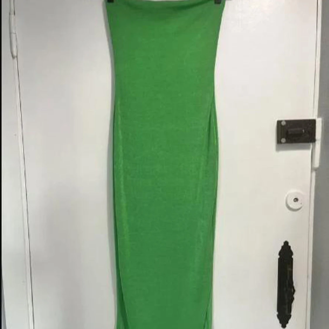 Grön långklänning Gina Tricot