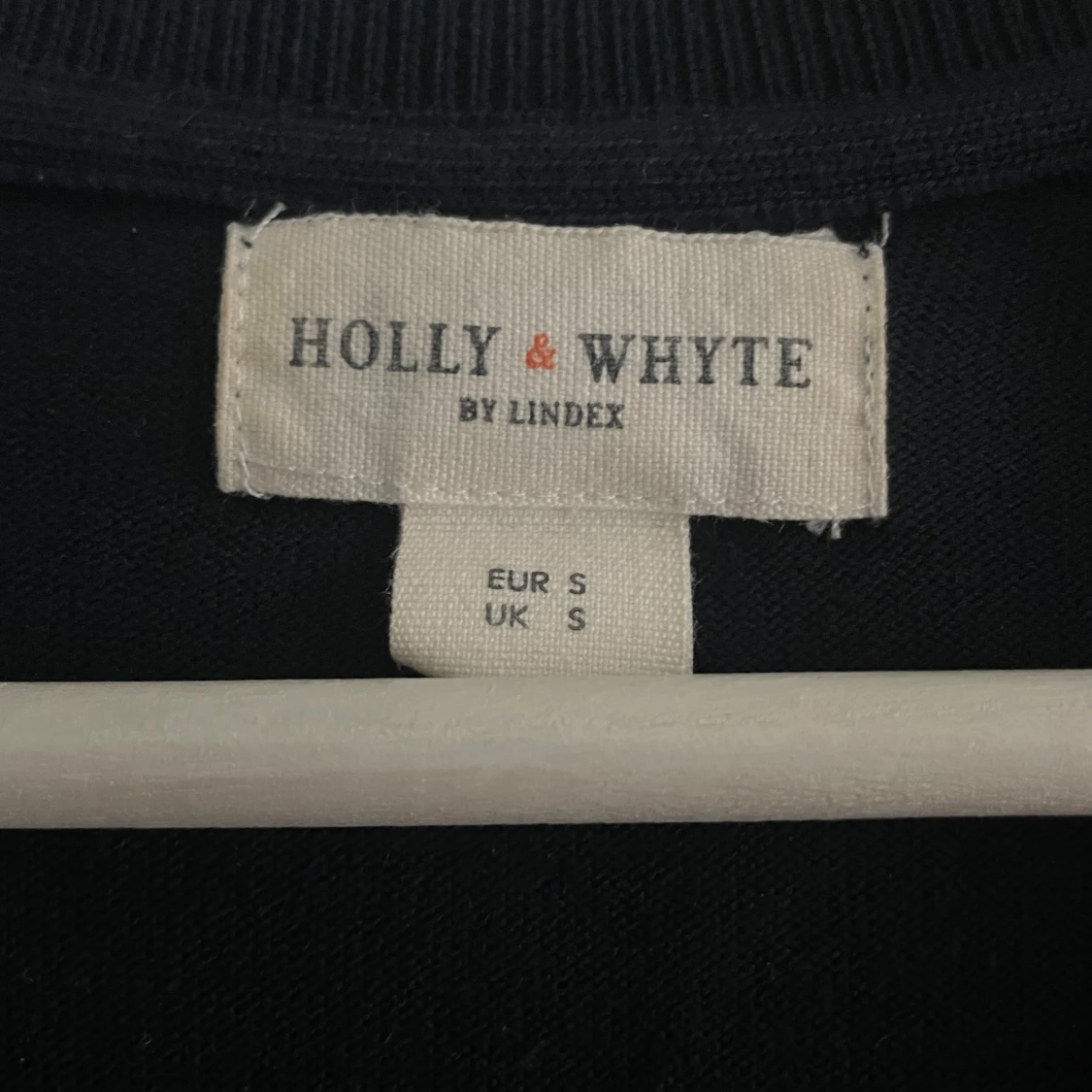 Svart tröja från Holly & Whyte by Lindex - 2