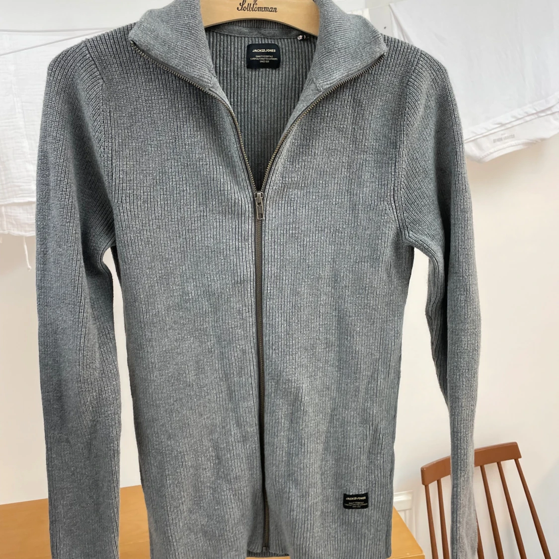Grå stickad kofta Jack and Jones