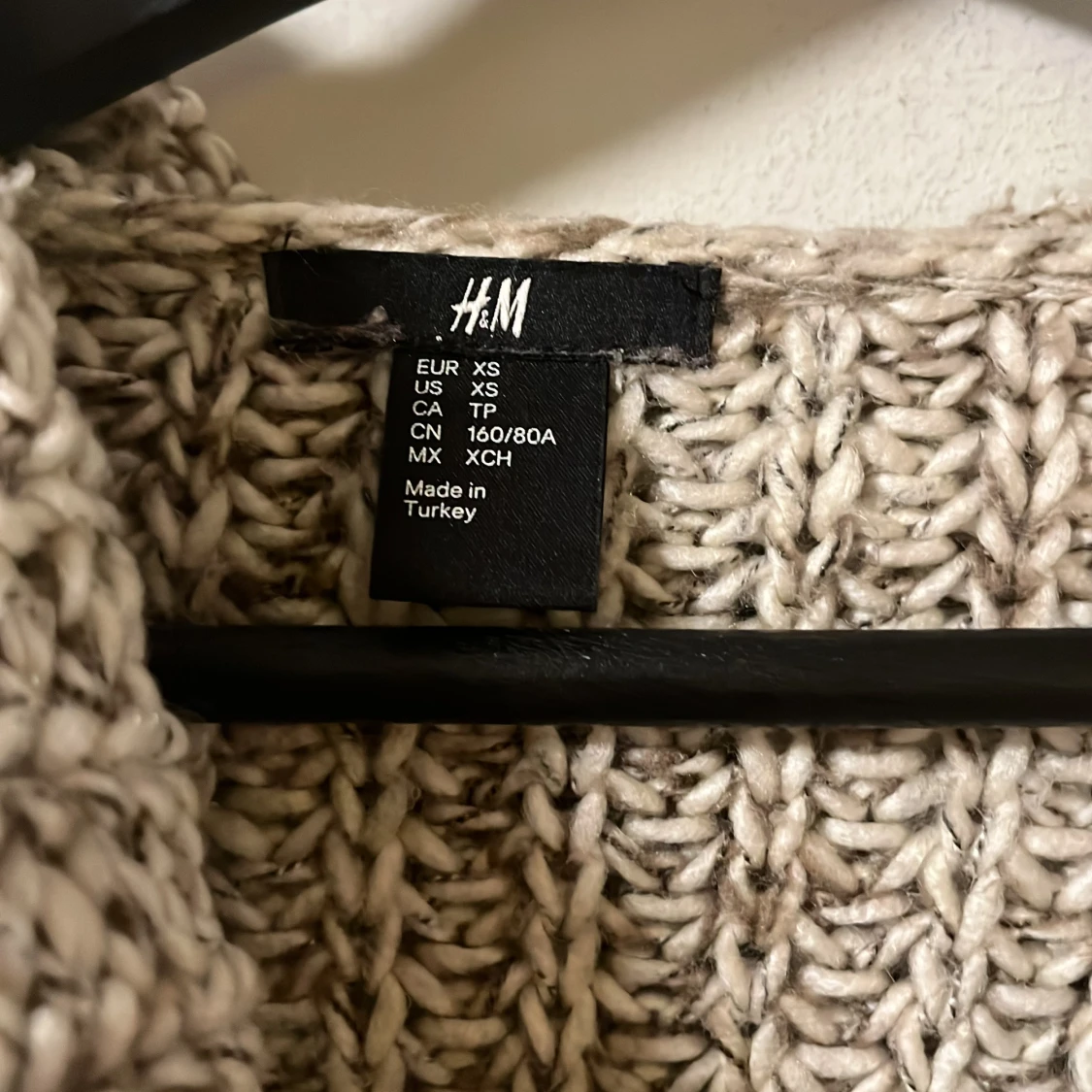 Beige stickad tröja från H&M - 91