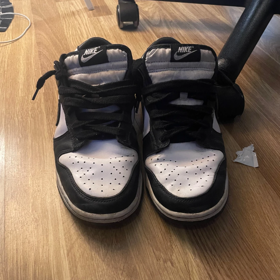 Svartvita Nike sneakers