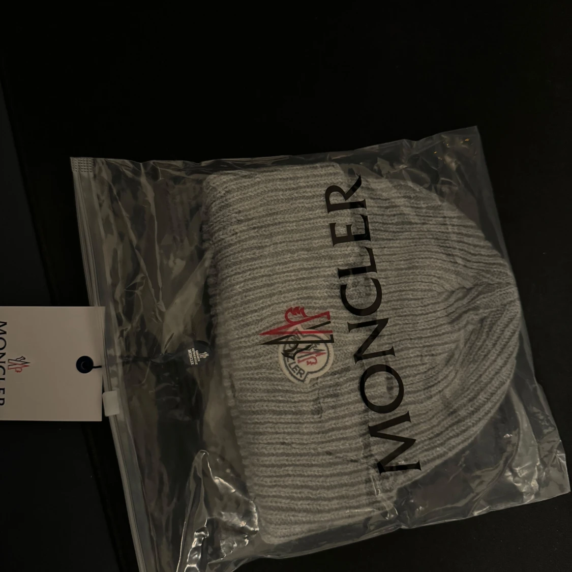 Moncler mössa - 91