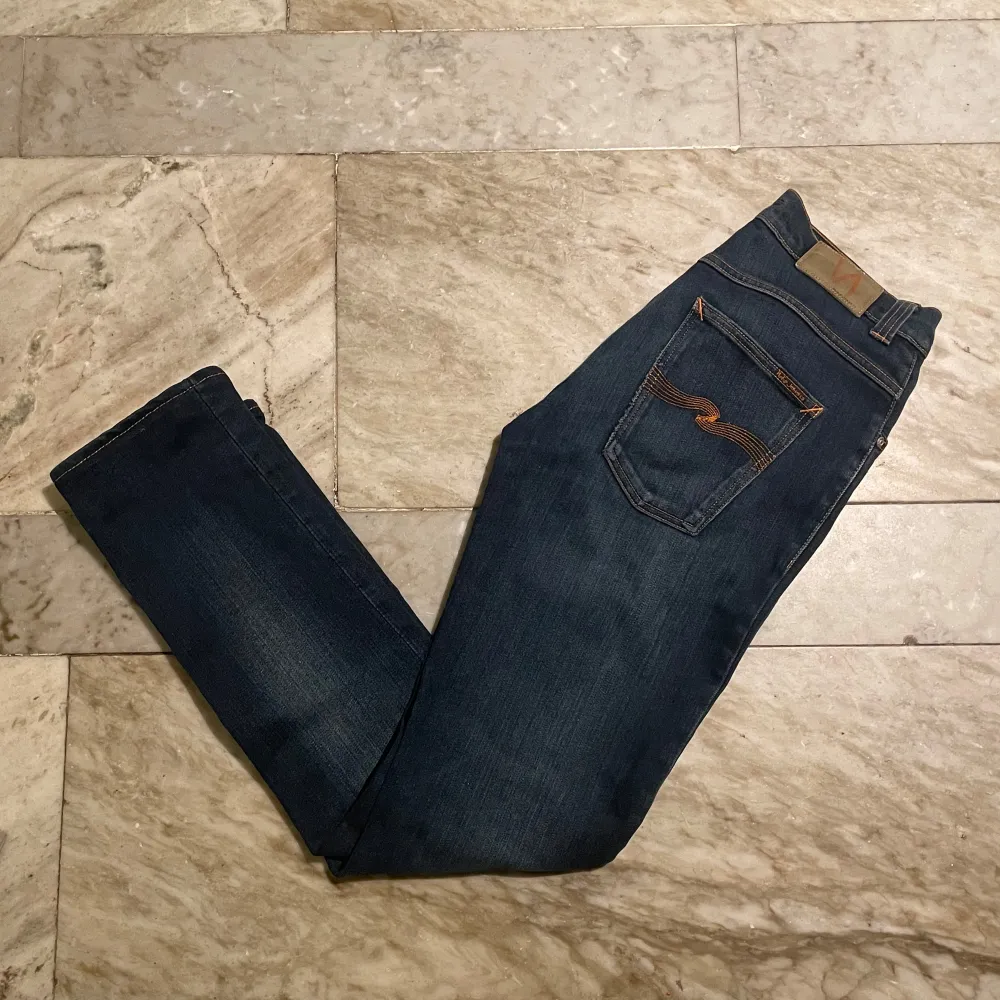 Feta Nudie grim Tim i st 32/34! Hör av dig vid ytterligare frågor! Mvh Henry . Jeans & Byxor.