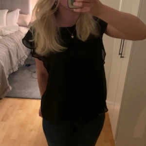 Zara topp - Super söt topp! Kommer tyvärr aldrig till användning 