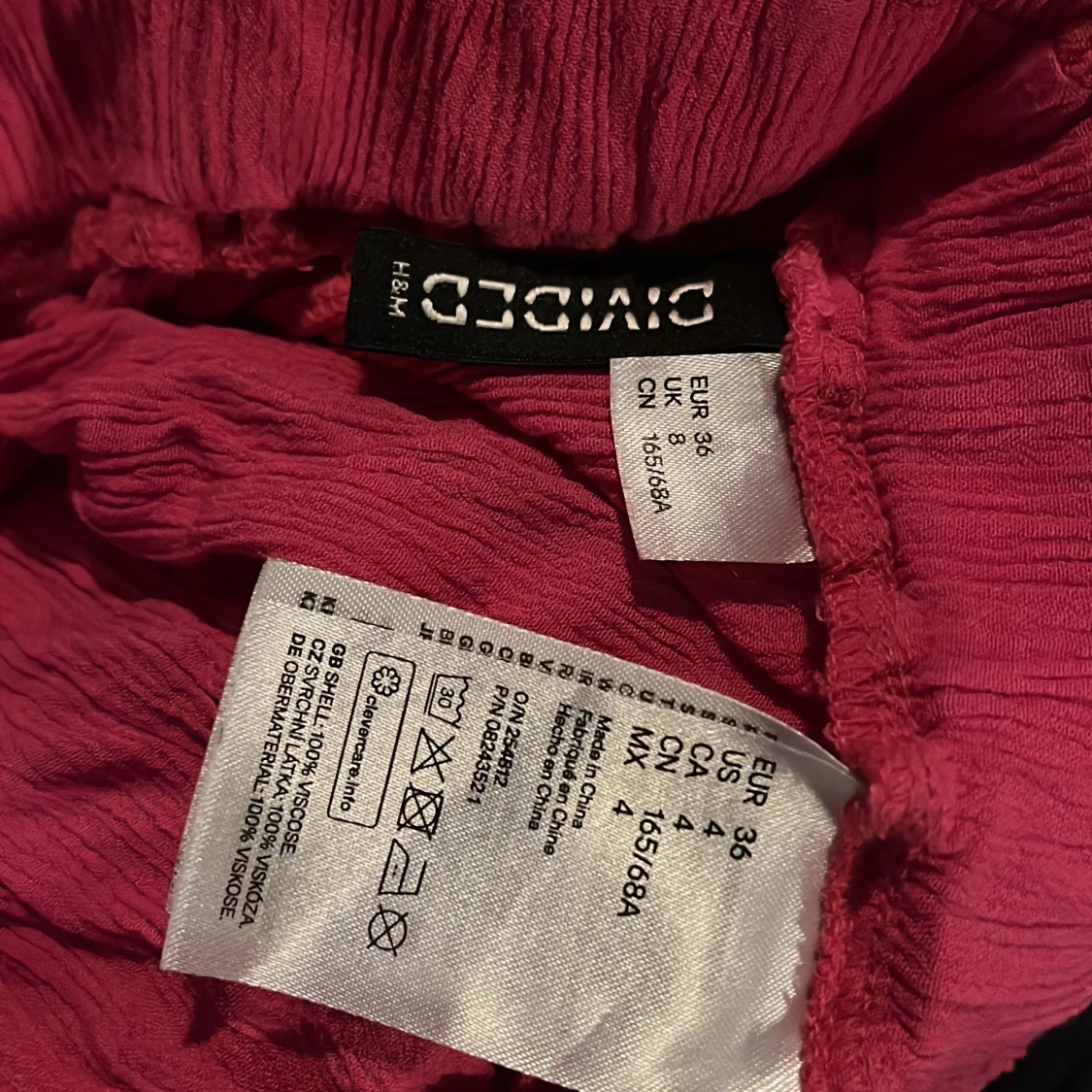 Rosa shorts från Divided - 90