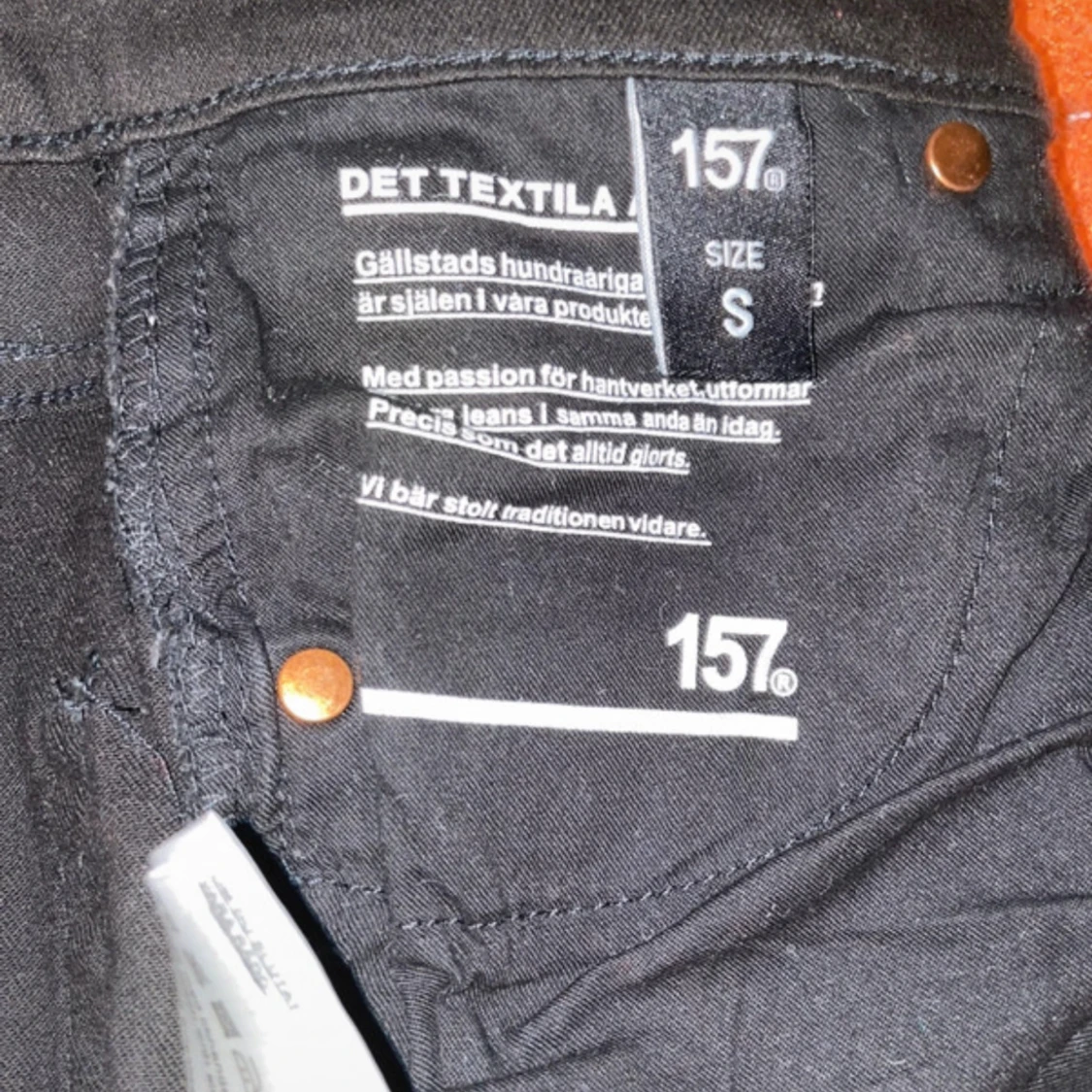 Svarta jeansbyxor från 157 - 92