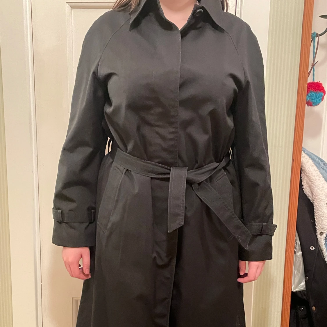 Svart lång kappa - 93