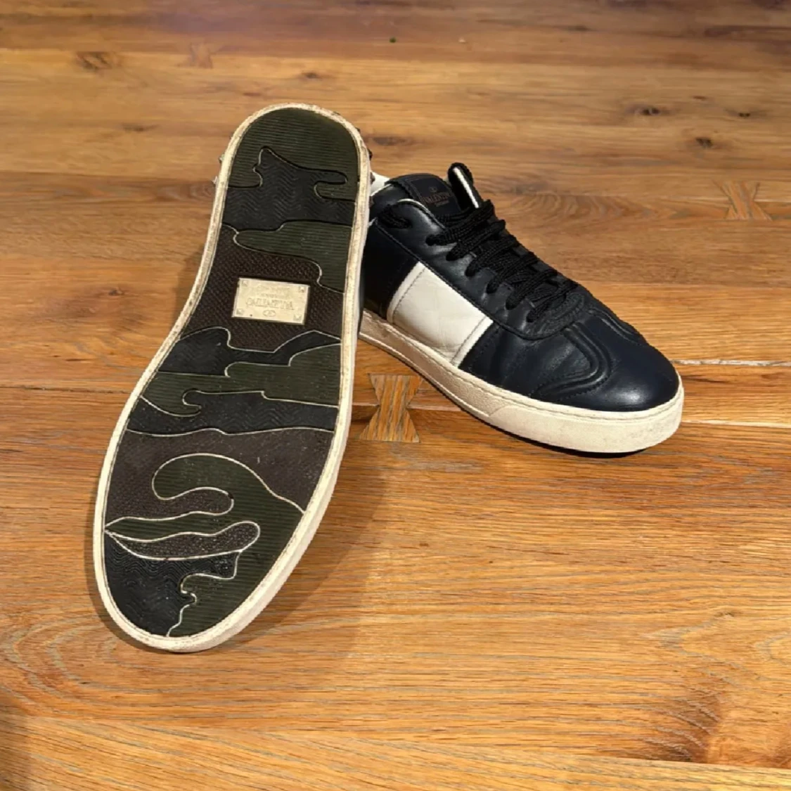 Valentino flycrew - 93