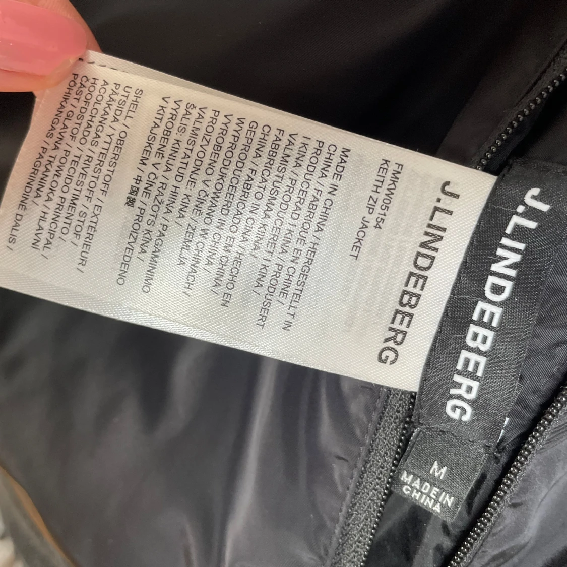 Svart vårjacka  - 93