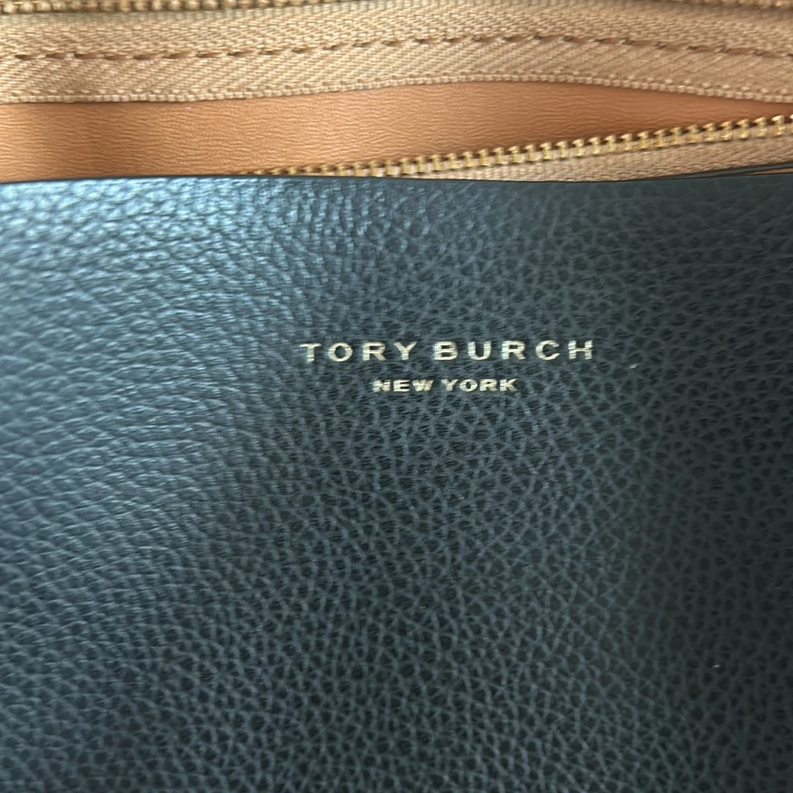 Svart shoppingväska från Tory Burch - 91