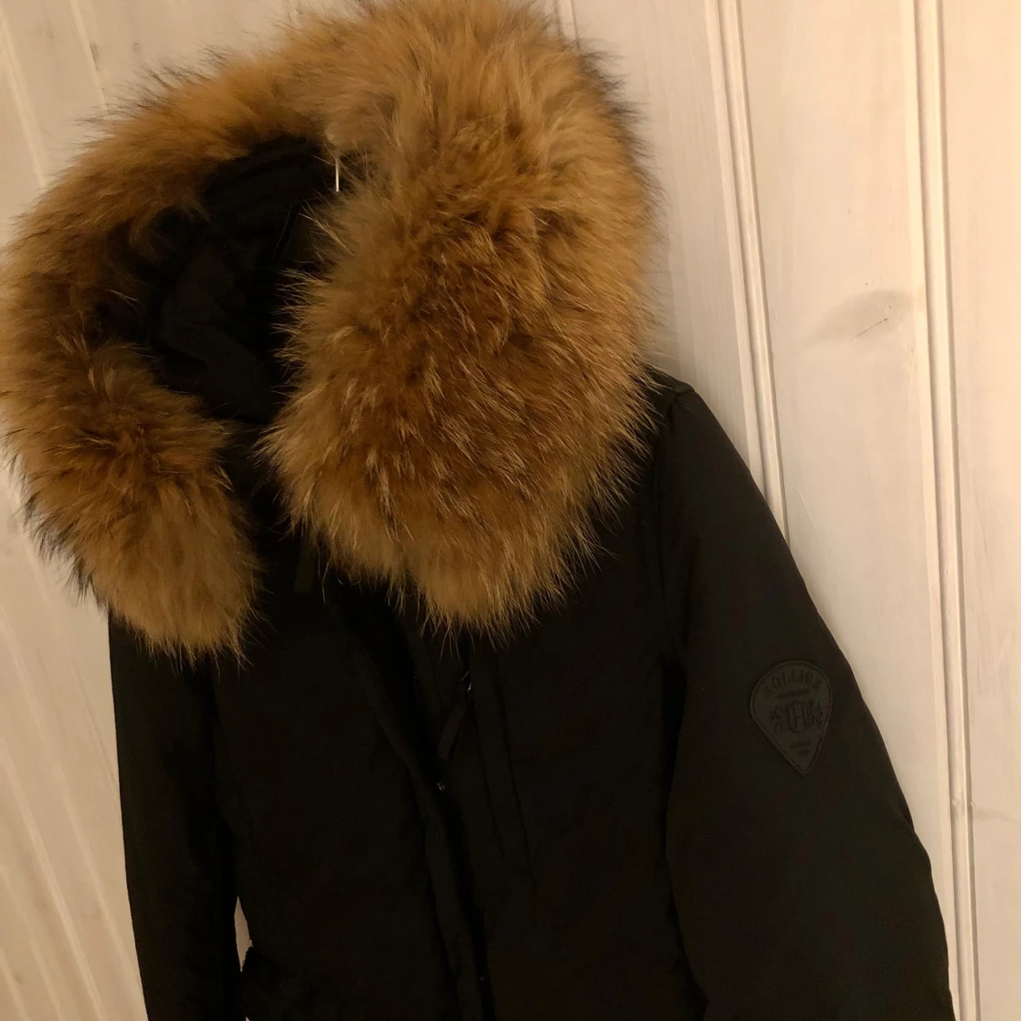 Svart dunjacka från Hollies - 92